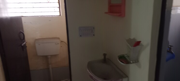 Bathroom, upavp-brahmputra-enclave 1.5 Bedroom 48 Sq.Mt. Apartment In Siddharth Vihar Ghaziabad 6942731