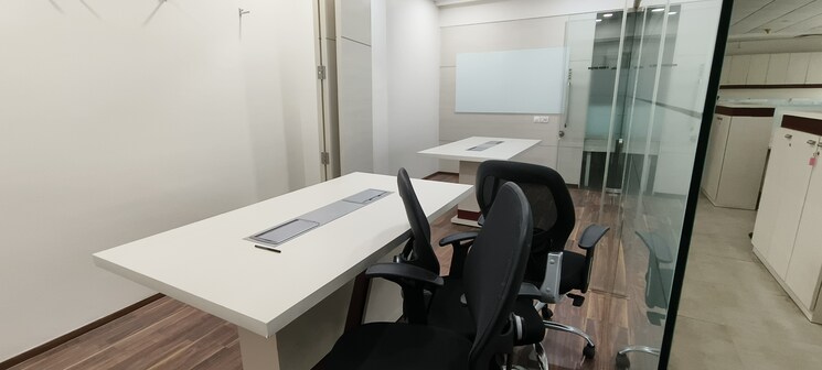 Team Area, lodha-supremus-powai Commercial Office Space 2600 Sq.Ft. In Powai Mumbai 6942938