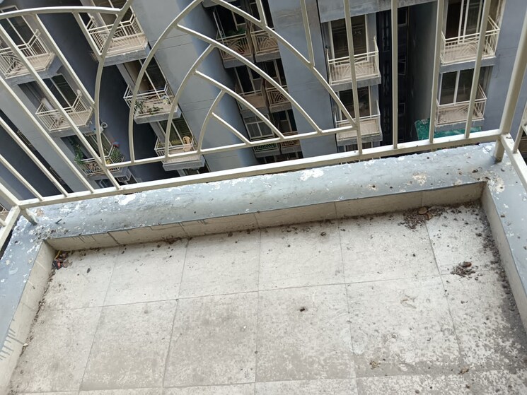 Balcony, aditya-urban-homes 2 Bedroom 915 Sq.Ft. Apartment In Shahpur Bamheta Ghaziabad 6943443