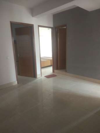 2 BHK Apartment For Rent in RWA Apartments Sector 31 Noida 6944032