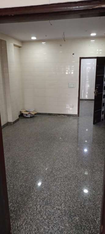2 BHK Builder Floor For Rent in Durga Bhawan Shahdara Delhi 6948144