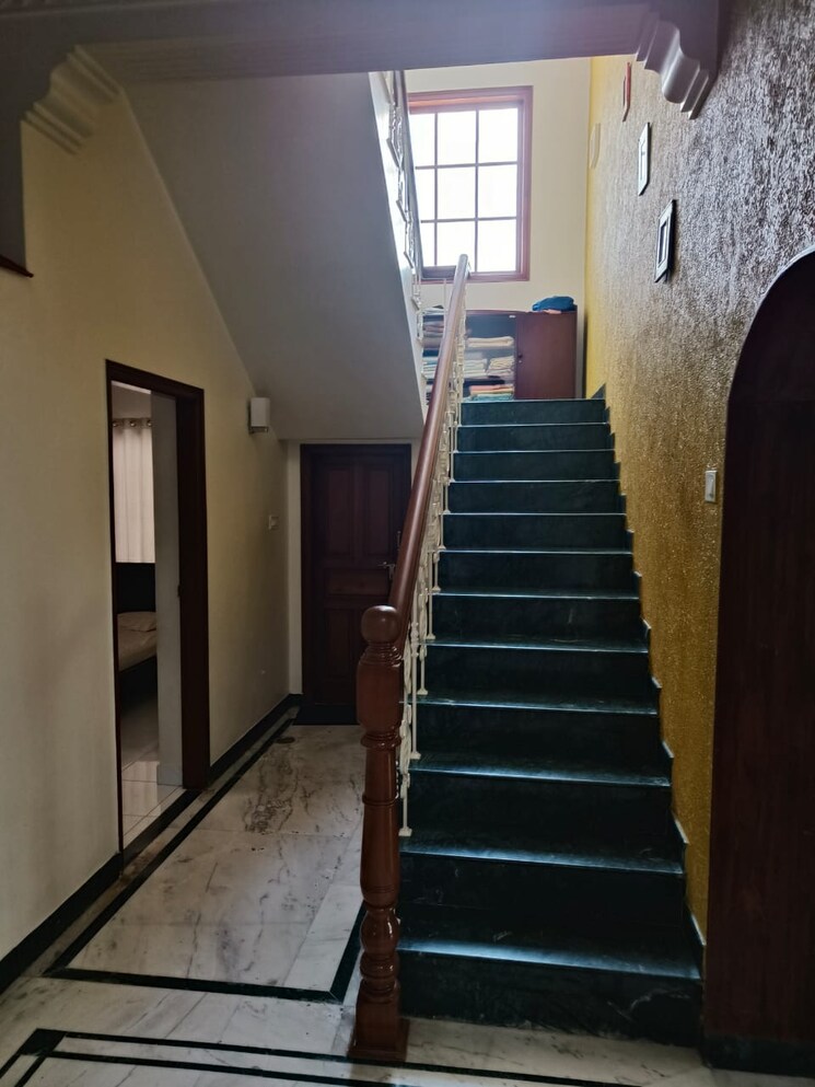 undefined, indiranagar 5 Bedroom 2400 Sq.Ft. Independent House In Indiranagar Bangalore 6950580