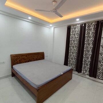 Bedroom in 3 BHK Builder Floor at Sector 57 – for Rent