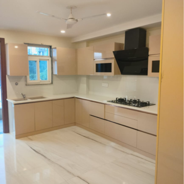 Kitchen in 4 BHK Builder Floor at Vipul World Floors, Sector 48 – for Rent