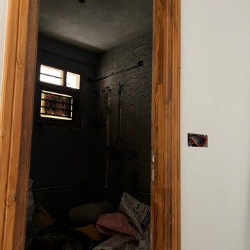 Bathroom in 3 BHK Apartment at Banashankari – for Sale