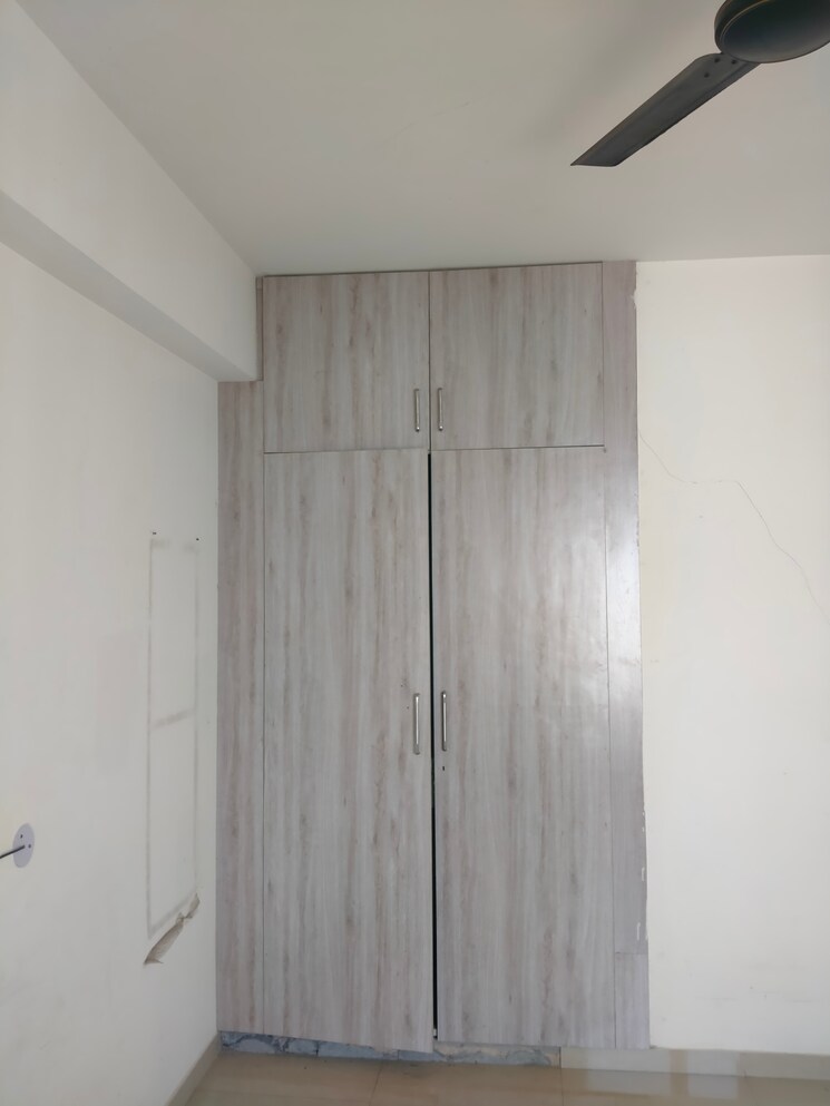 Room, rof-aalayas 2 Bedroom 550 Sq.Ft. Apartment In Sector 102 Gurgaon 6957828