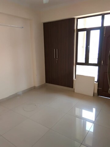 2 BHK Apartment For Sale in Devika Skypers, Raj Nagar Extension