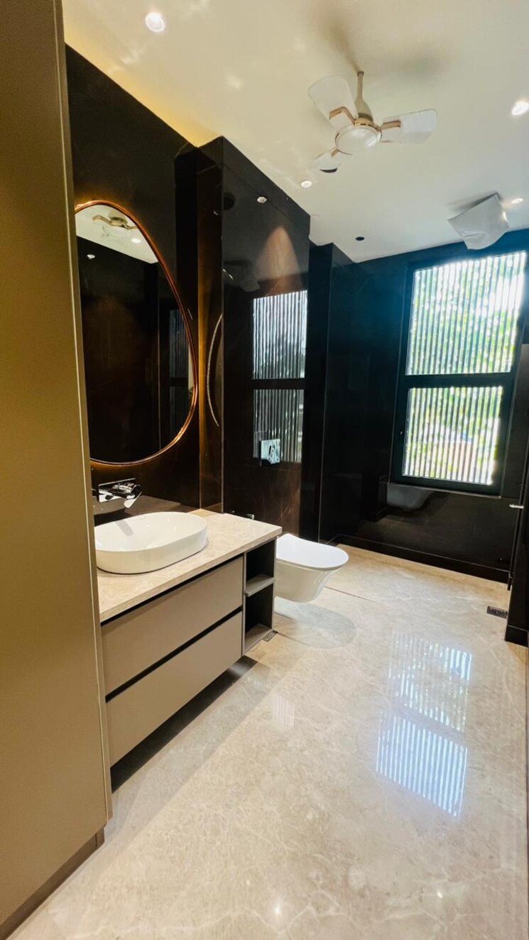 Bathroom, ansal-sushant-lok-i 4 Bedroom 300 Sq.Ft. Builder Floor In Sector 43 Gurgaon 6962885
