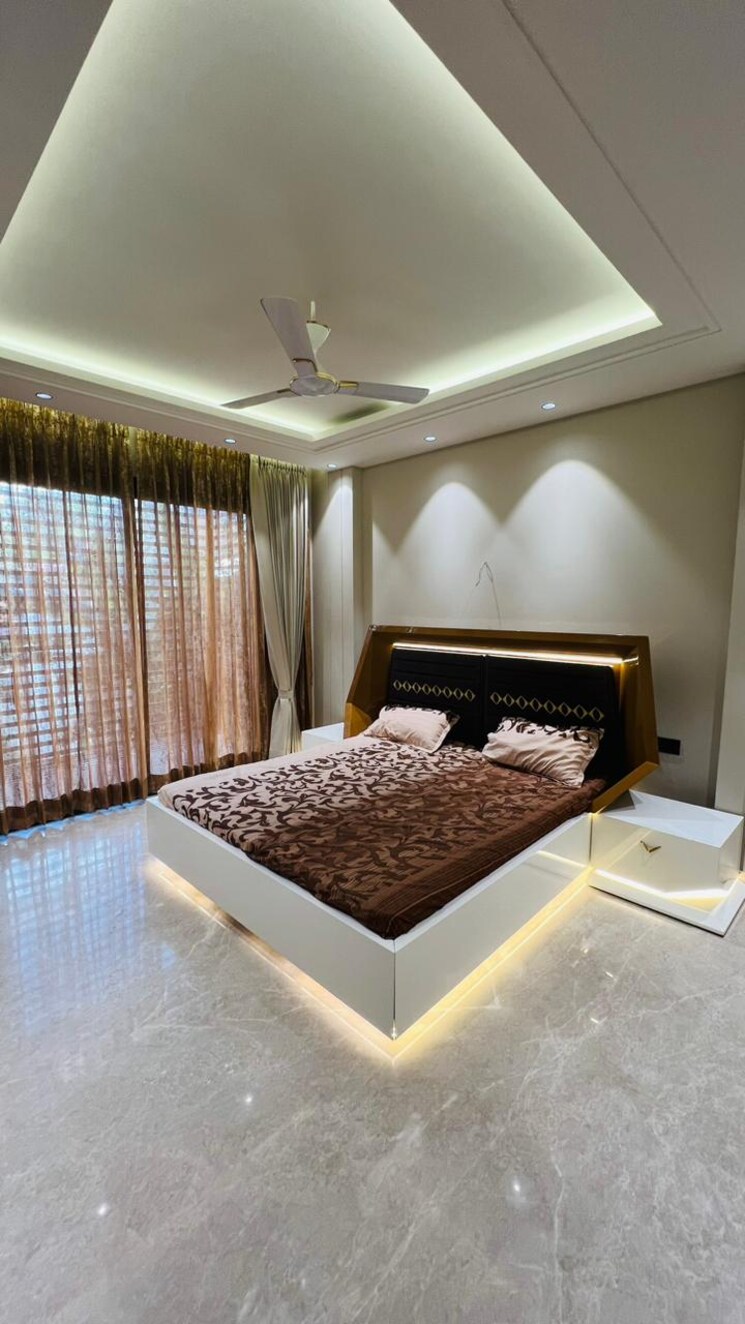 Bedroom, ansal-sushant-lok-i 4 Bedroom 300 Sq.Ft. Builder Floor In Sector 43 Gurgaon 6962885
