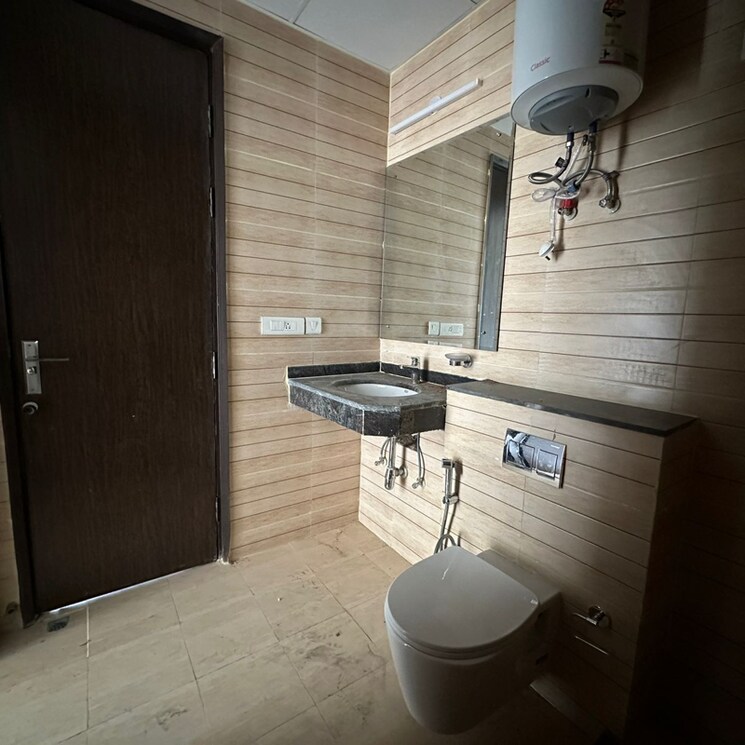 Attached Bathroom, bptp-mansions-park-prime 4 Bedroom 2764 Sq.Ft. Apartment In Sector 66 Gurgaon 6963460