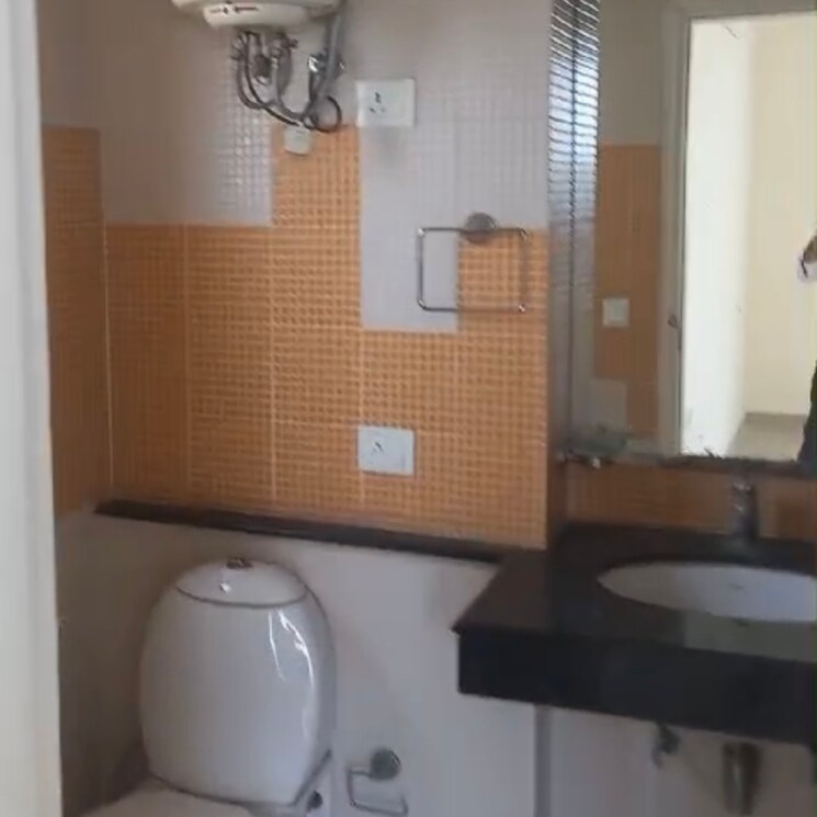 Bathroom, bptp-park-prime 4 Bedroom 2062 Sq.Ft. Apartment In Sector 66 Gurgaon 6965524