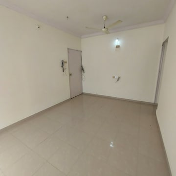 2 BHK Apartment For Resale in Shree Vallabh Anand CHS Malad West Mumbai  6965870