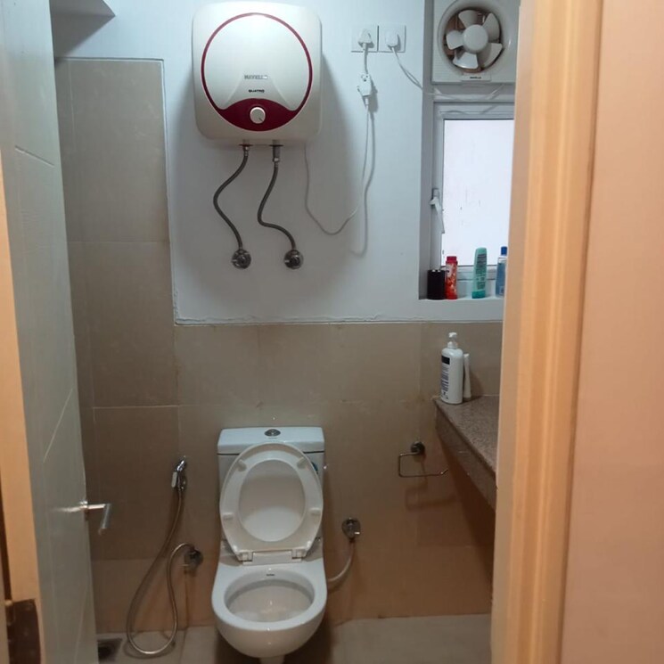 Bathroom, emaar-emerald-floors-premier 4 Bedroom 1975 Sq.Ft. Apartment In Sector 65 Gurgaon 6966604