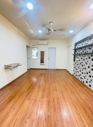 Study Room in 3 BHK Apartment at Clover Citadel, Wanowrie – for Rent