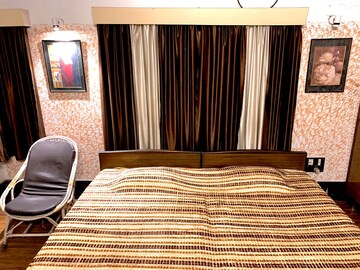 Room in 2 BHK Independent House at Behala – for Rent