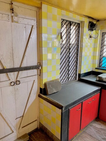Furnished Amenities in 2 BHK Independent House at Behala – for Rent