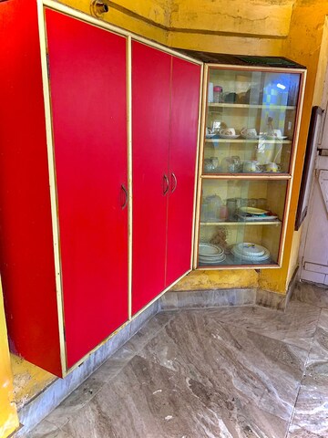 Furnished Amenities in 2 BHK Independent House at Behala – for Rent