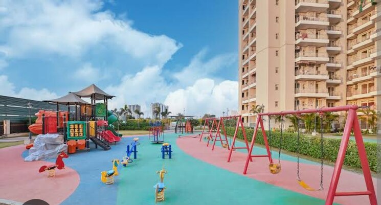 Swimming Pool, bptp-discovery-park 2 Bedroom 1250 Sq.Ft. Apartment In Sector 80 Faridabad 6971511