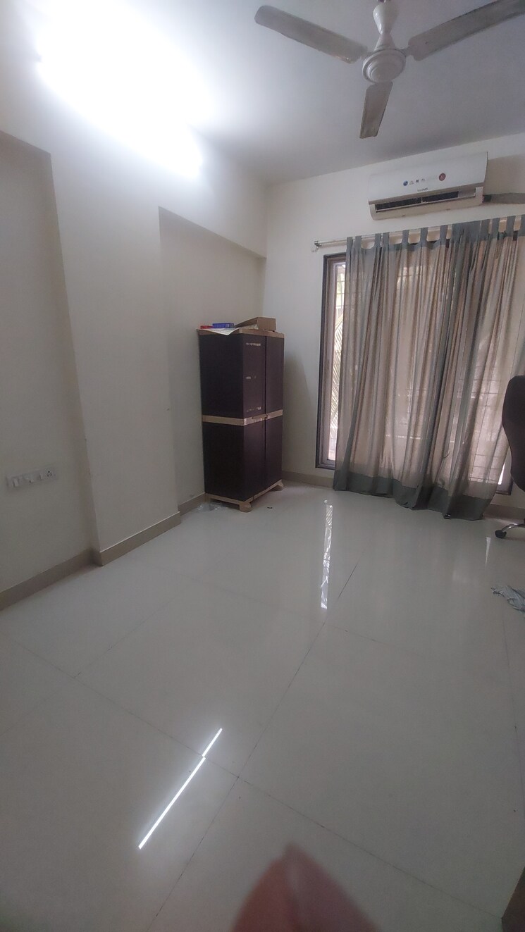 Bedroom, modispaces-oyster 3 Bedroom 831 Sq.Ft. Apartment In Malad West Mumbai 6975337