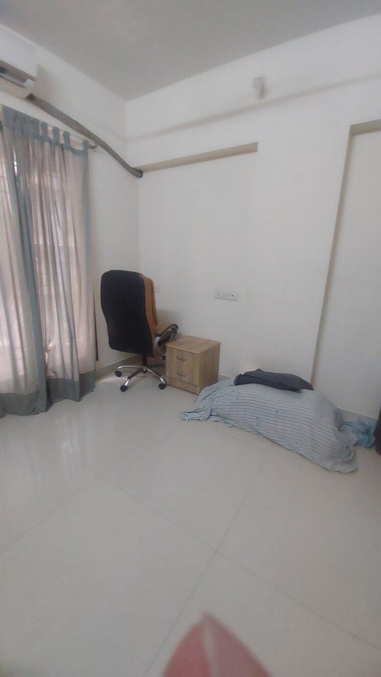 Bedroom, modispaces-oyster 3 Bedroom 831 Sq.Ft. Apartment In Malad West Mumbai 6975337