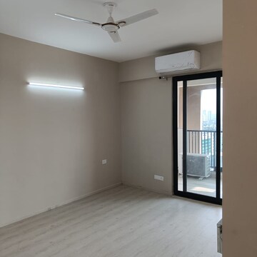 Room in 2 BHK Apartment at M3M Skywalk, Sector 74 – for Rent