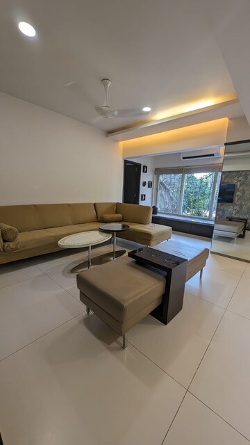 Master Bedroom in 2 BHK Apartment at Sea Shell Apartment, Andheri West – for Rent