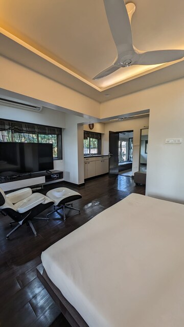 Gym in 2 BHK Apartment at Sea Shell Apartment, Andheri West – for Rent