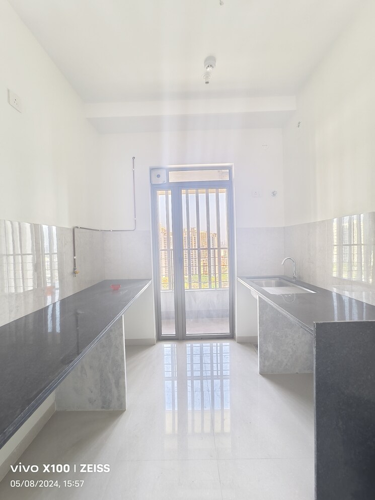 Kitchen, kalpataru-paramount-b 2 Bedroom 527 Sq.Ft. Apartment In Kapur Bawdi Thane 6982297