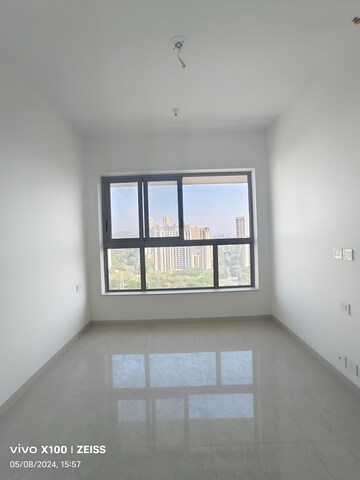 2 BHK Apartment For Sale in Kalpataru Paramount B, Kapur Bawdi