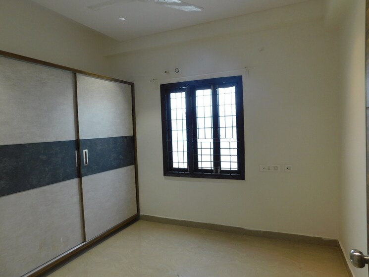 Room, banjara hills 3 Bedroom 2400 Sq.Ft. Apartment In Banjara Hills Hyderabad 6984111