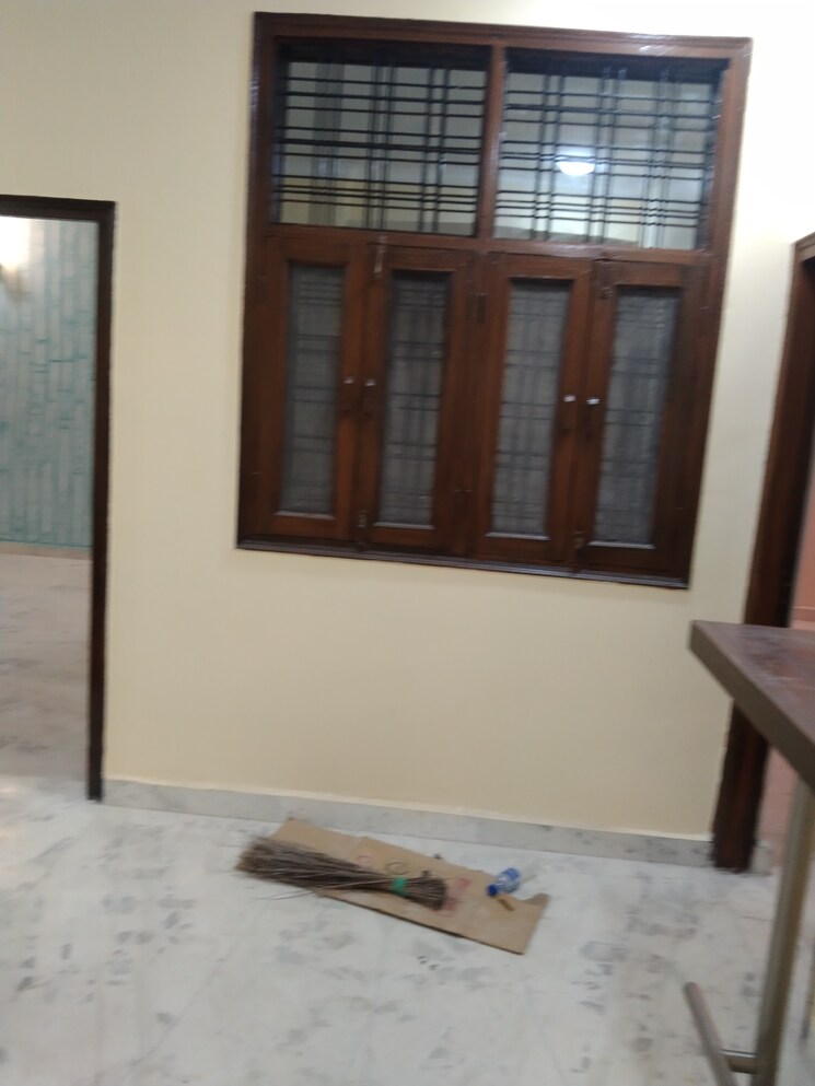 Room, vasant kunj 4 Bedroom 2250 Sq.Ft. Apartment In Vasant Kunj Delhi 6984220