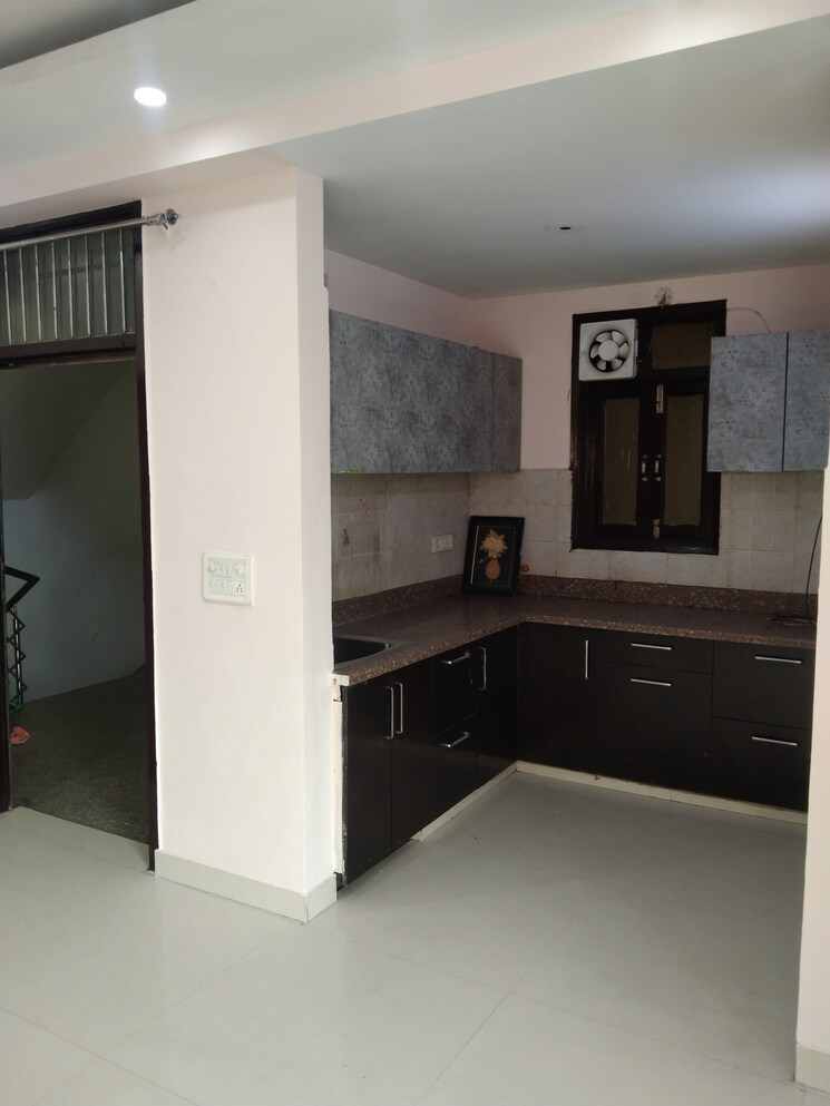 Kitchen, vasant kunj 4 Bedroom 2250 Sq.Ft. Apartment In Vasant Kunj Delhi 6984220