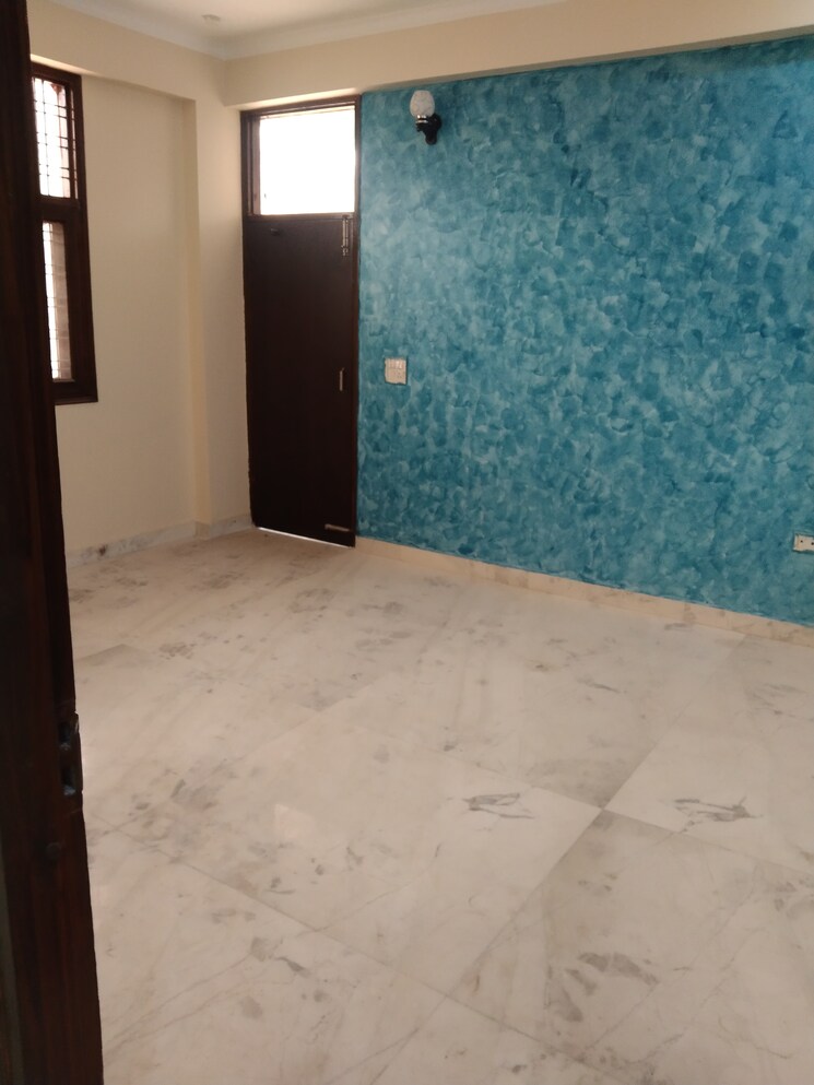 Room, vasant kunj 4 Bedroom 2250 Sq.Ft. Apartment In Vasant Kunj Delhi 6984220