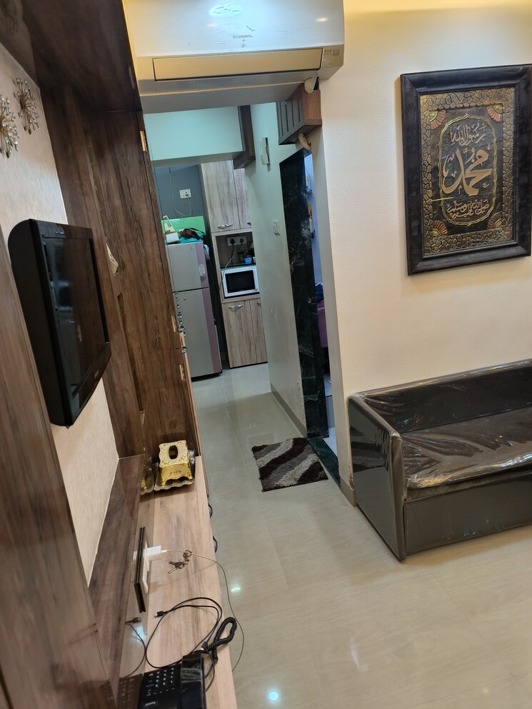 undefined, yasmin-tower 1 Bedroom 350 Sq.Ft. Apartment In Agripada Mumbai 6984693