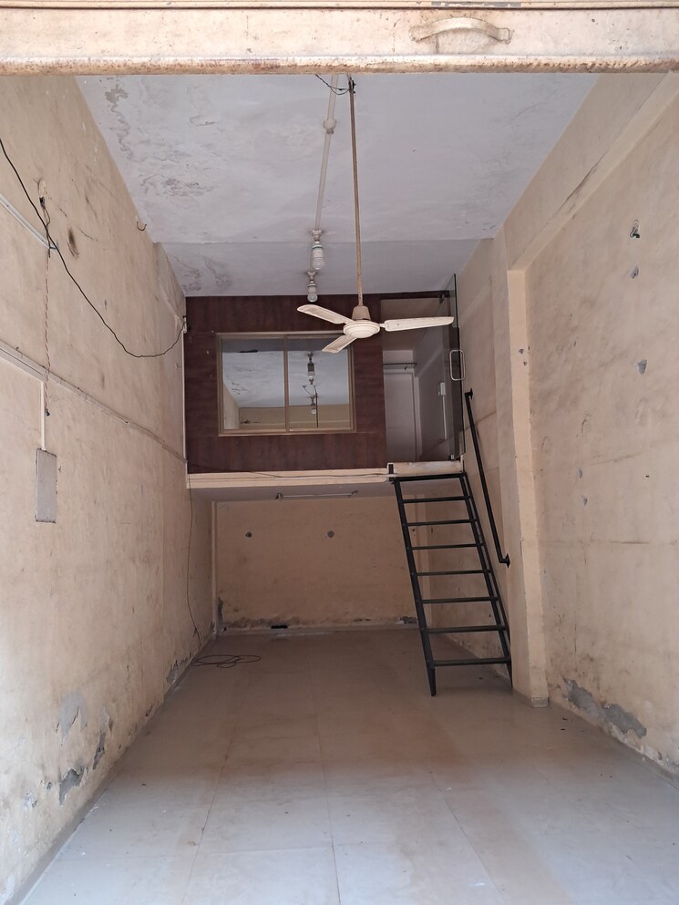 Kitchen, punit-industrial-estate Commercial Warehouse 640 Sq.Ft. In Midc Industrial Area Navi Mumbai 6743143