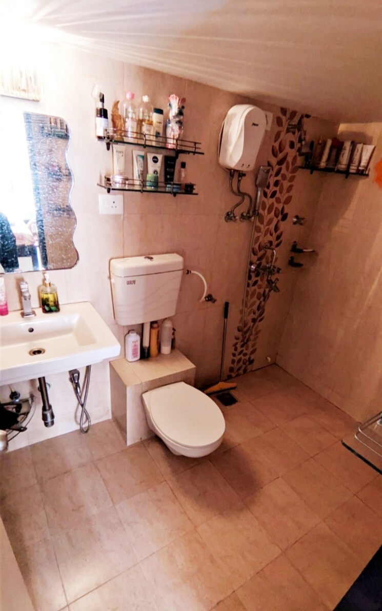 Bathroom, akruti-hubtown 3 Bedroom 1520 Sq.Ft. Apartment In Mira Road Thane 6993572