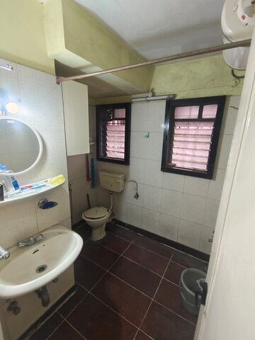 Bathroom in 1 BHK Apartment at Lulla Nagar – for Sale