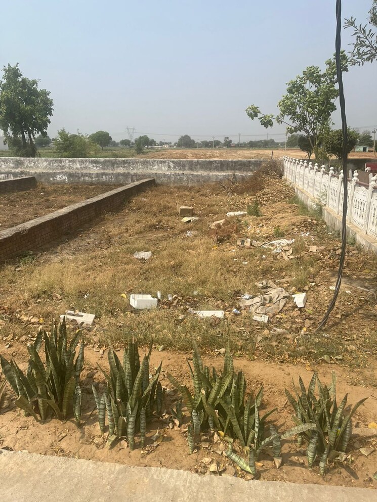 undefined, jewar  200 Sq.Yd. Plot In Jewar Greater Noida 6997091