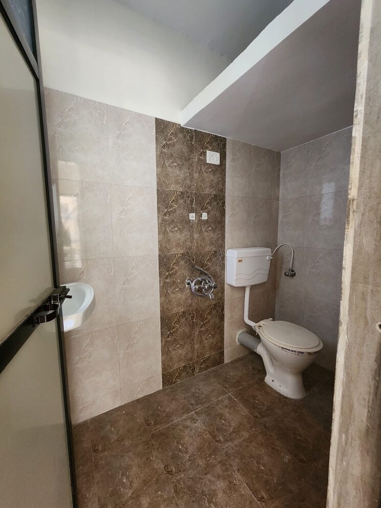 Bathroom, shreenath-parasnath-garden 1 Bedroom 530 Sq.Ft. Apartment In Umroli Palghar 6997716