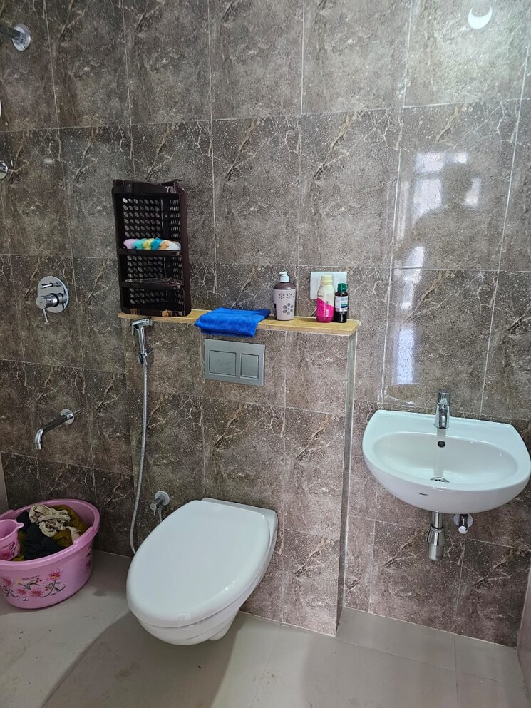Bathroom, lodha-palava-city 1 Bedroom 545 Sq.Ft. Apartment In Dombivli East Thane 6997757