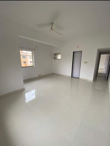 Study Room in 3 BHK Apartment at Hill View Residency Kondhwa, Kondhwa – for Sale
