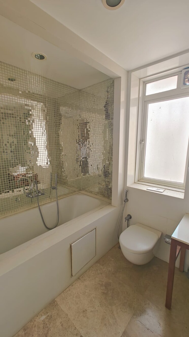 Bathroom, lodha-fiorenza 4 Bedroom 2250 Sq.Ft. Apartment In Goregaon East Mumbai 6998349