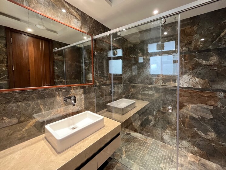 Bathroom, malibu town 5 Bedroom 5400 Sq.Ft. Builder Floor In Malibu Town Gurgaon 6998480