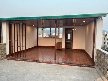 Room in 4 BHK Villa at Sahastradhara Road – for Sale