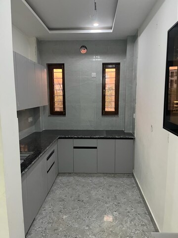 Building Lobby in 4 BHK Villa at Sahastradhara Road – for Sale