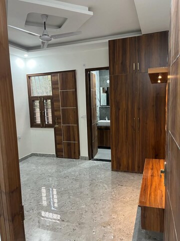 Room in 4 BHK Villa at Sahastradhara Road – for Sale