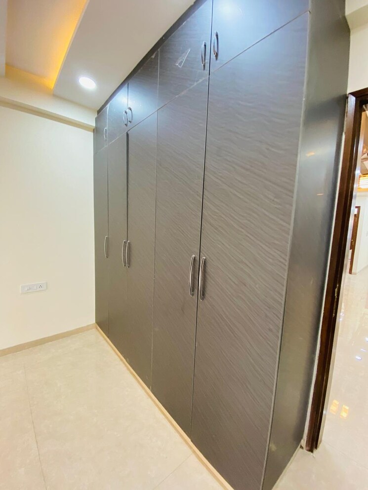 Room, bptp-parkland-pride 3 Bedroom 250 Sq.Yd. Builder Floor In Sector 77 Faridabad 6999694