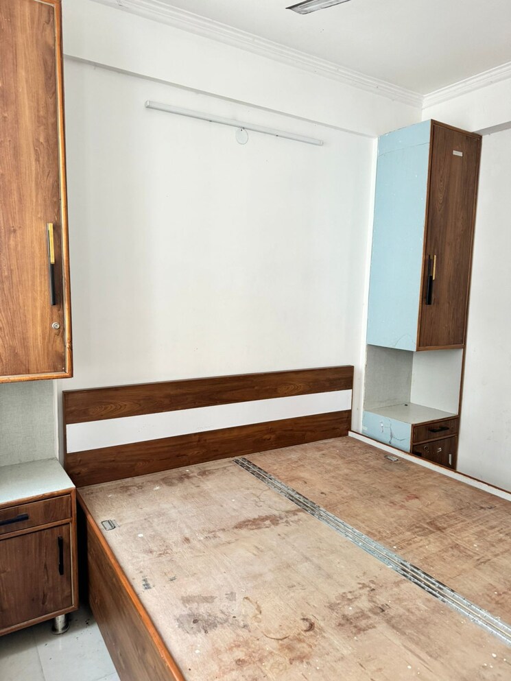 Room, signature-solera-apartment 3 Bedroom 800 Sq.Ft. Apartment In Sector 107 Gurgaon 6999430