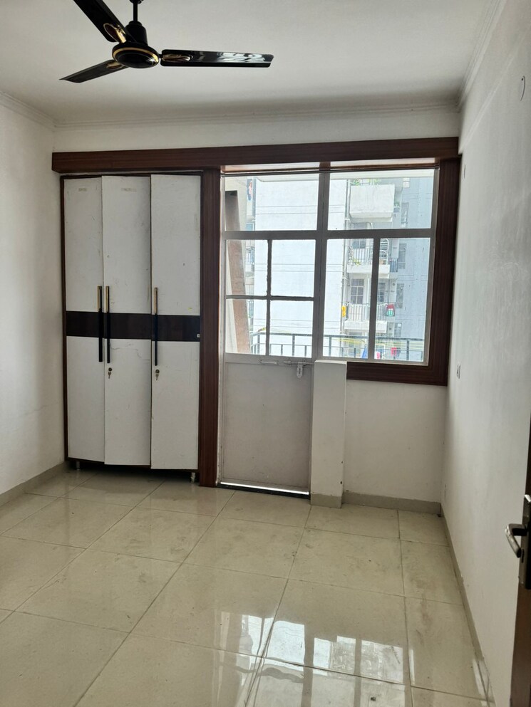 Room, signature-solera-apartment 3 Bedroom 800 Sq.Ft. Apartment In Sector 107 Gurgaon 6999430