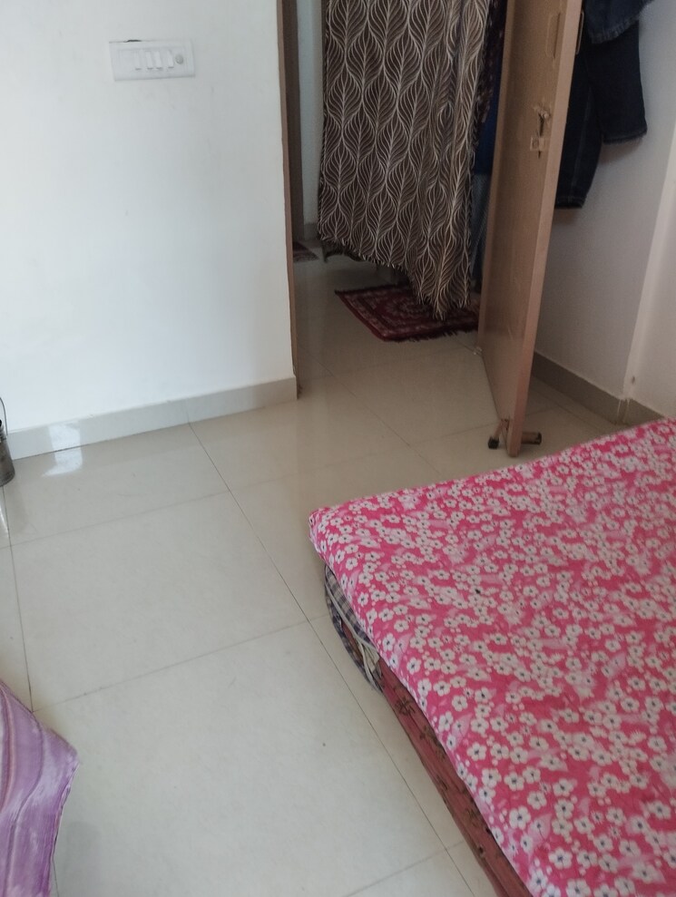 Bedroom, pareena-laxmi-apartments 2 Bedroom 453 Sq.Ft. Apartment In Sector 103 Gurgaon 7000021